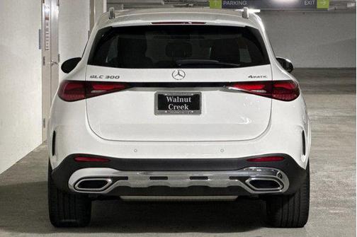 2025 Mercedes-Benz GLC 300 4MATIC