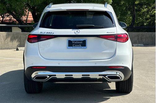 2025 Mercedes-Benz GLC 350e Base
