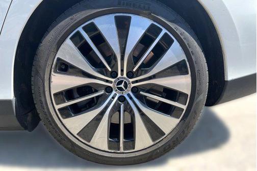 Polar White 2023 Mercedes-Benz EQE 350 4MATIC+
