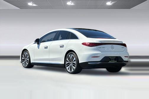 Polar White 2023 Mercedes-Benz EQE 350 4MATIC+