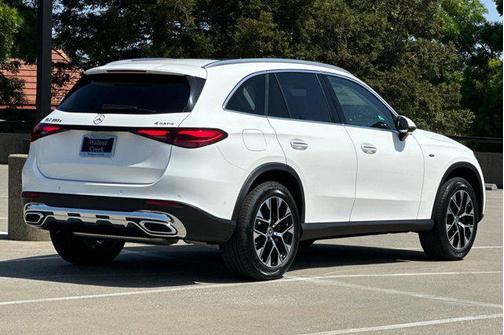 2025 Mercedes-Benz GLC 350e Base