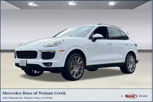 2017 Porsche Cayenne Cayenne S E-Hybrid Platinum Edition