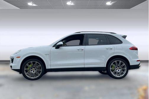 2017 Porsche Cayenne Cayenne S E-Hybrid Platinum Edition