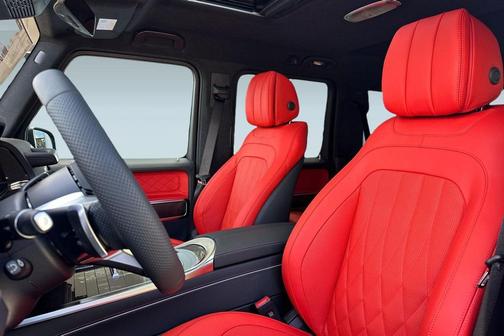 MANUFAKTUR Night Black Magno 2026 Mercedes-Benz G-Class G 550