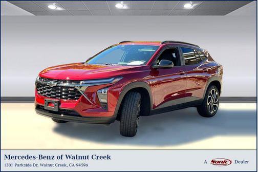 Crimson Metallic 2025 Chevrolet Trax FWD 2RS