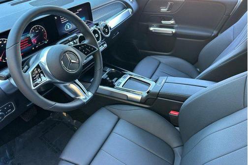 2026 Mercedes-Benz GLB 250 Base