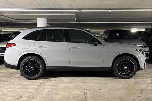 2026 Mercedes-Benz GLC 300 Base