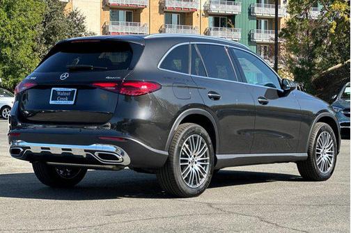 2026 Mercedes-Benz GLC 300 4MATIC