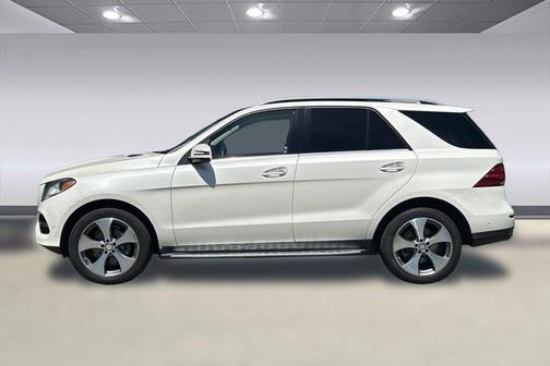 Diamond White 2016 Mercedes-Benz GLE-Class GLE 350 4MATIC