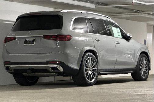 2025 Mercedes-Benz GLS 450 4MATIC