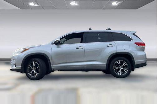 2017 Toyota Highlander LE Plus