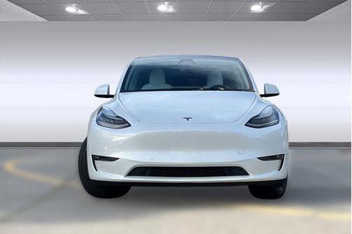2022 Tesla Model Y Long Range Dual Motor All-Wheel Drive