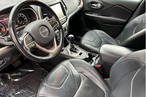 Granite Crystal Metallic Clearcoat 2014 Jeep Cherokee Limited