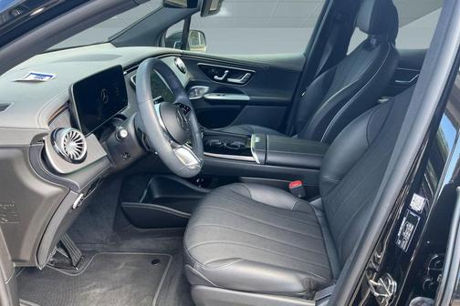 Obsidian Black Metallic 2023 Mercedes-Benz EQE 350 4MATIC