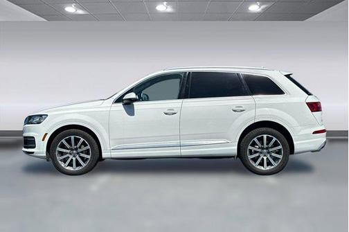 White 2018 Audi Q7 3.0T Premium Plus
