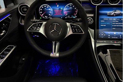 2026 Mercedes-Benz GLC 300 4MATIC