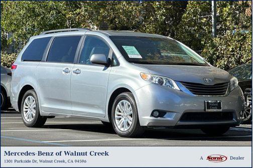 2011 Toyota Sienna XLE