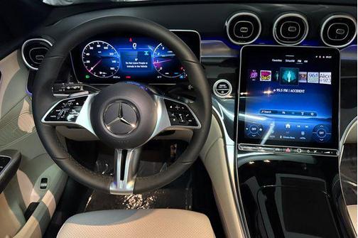 2026 Mercedes-Benz GLC 300 4MATIC