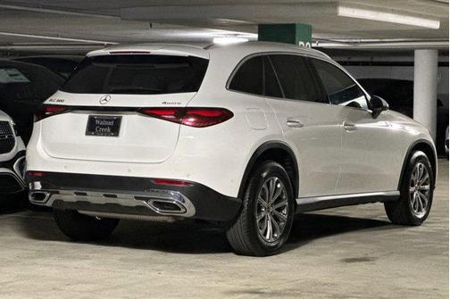 2026 Mercedes-Benz GLC 300 4MATIC