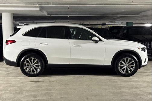 2026 Mercedes-Benz GLC 300 4MATIC