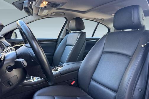 White 2015 BMW 528 528i