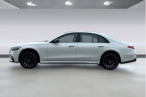 MANUFAKTUR Moonlight White Magno 2026 Mercedes-Benz S-Class 4MATIC