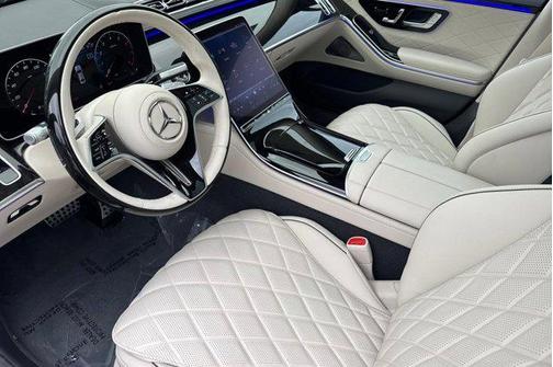 MANUFAKTUR Moonlight White Magno 2026 Mercedes-Benz S-Class 4MATIC