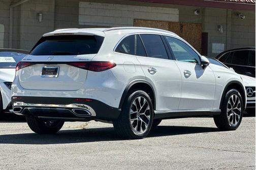 2025 Mercedes-Benz GLC 350e Base