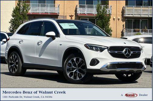 2025 Mercedes-Benz GLC 350e Base