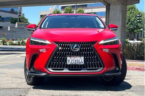 2024 Lexus NX 450h+ Luxury