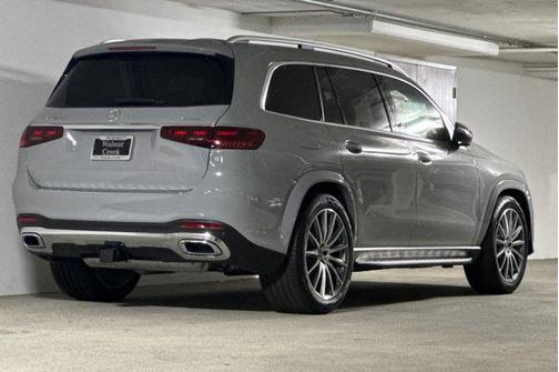 2025 Mercedes-Benz GLS 450 4MATIC