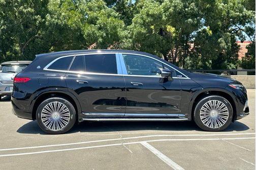 2024 Mercedes-Benz Maybach EQS 680 4MATIC