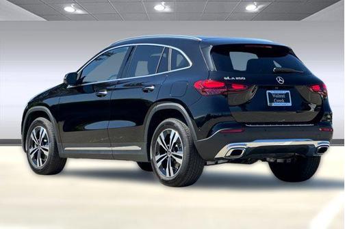 2025 Mercedes-Benz GLA 250 Base
