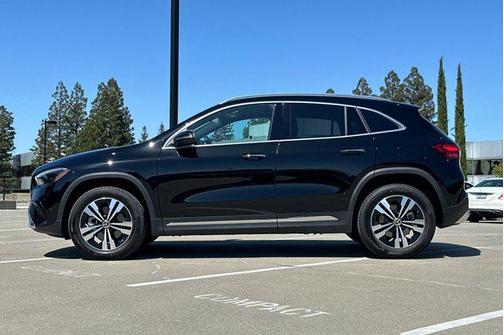 2025 Mercedes-Benz GLA 250 Base