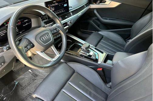 2023 Audi A4 45 S line Premium Plus