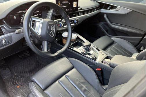 2023 Audi A4 45 S line Premium Plus