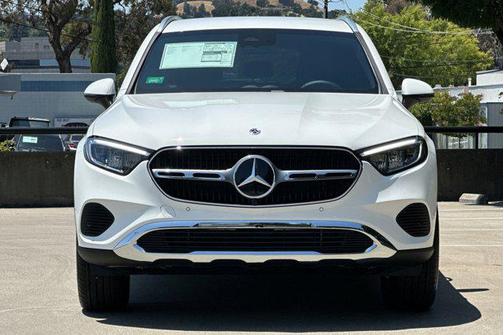 2025 Mercedes-Benz GLC 350e Base