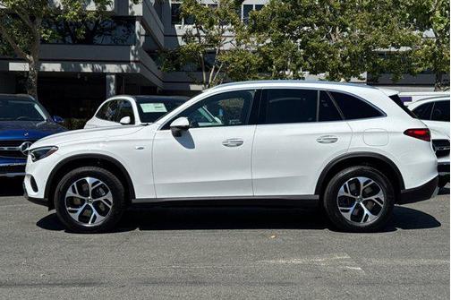 2025 Mercedes-Benz GLC 350e Base