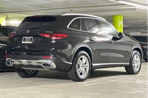 2025 Mercedes-Benz GLC 300 4MATIC