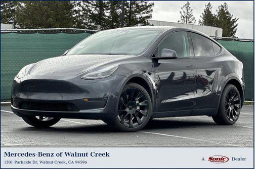 2024 Tesla Model Y Long Range Single Motor Rear-Wheel Drive