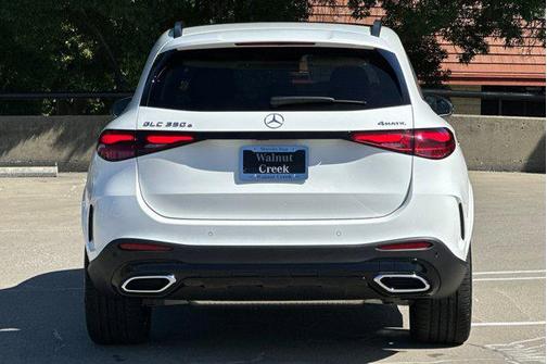 2025 Mercedes-Benz GLC 350e Base