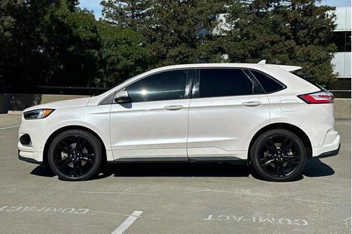 2019 Ford Edge ST