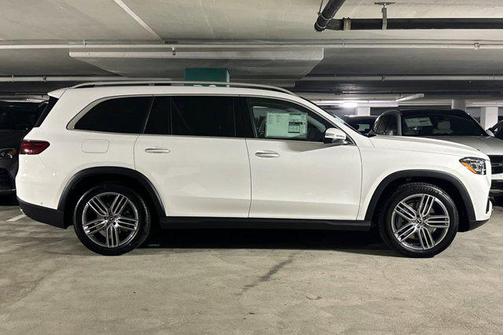 2026 Mercedes-Benz GLS 450 4MATIC
