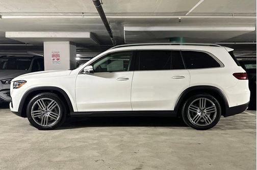 2026 Mercedes-Benz GLS 450 4MATIC