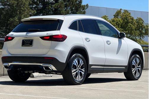 2025 Mercedes-Benz GLA 250 4MATIC