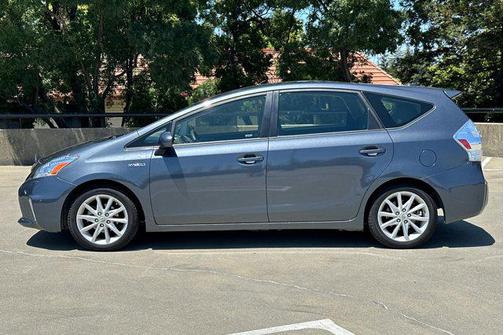 2012 Toyota Prius v Five