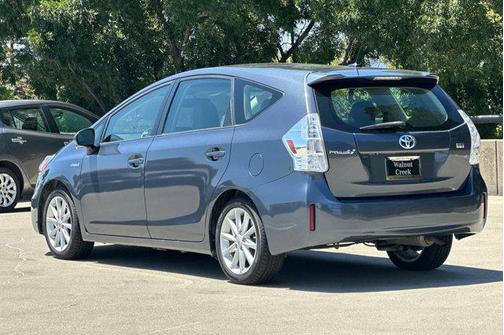 2012 Toyota Prius v Five