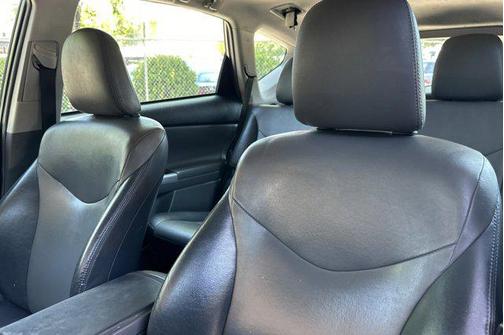 2012 Toyota Prius v Five