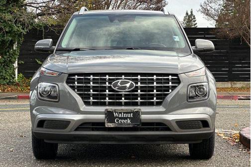 2022 Hyundai VENUE SEL