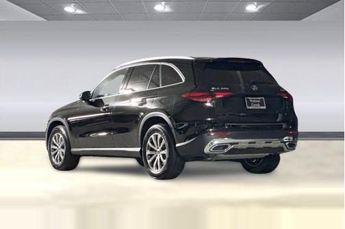 2026 Mercedes-Benz GLC 300 4MATIC